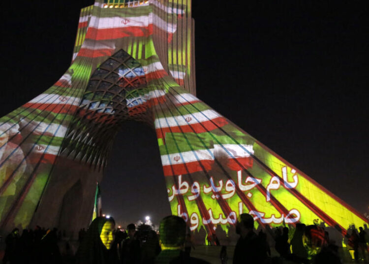 تحتفل إيران بالذكرى الخامسة والأربعين للثورة الإسلامية وسط توترات في الشرق الأوسط