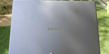 Honor_MagicBook_X14_Pro_PS8
