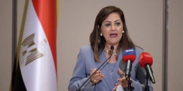 وزير التخطيط: هجمات البحر الأحمر تقلل إيرادات قناة السويس 50%